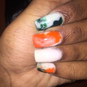 Meet your Posher, Shelly